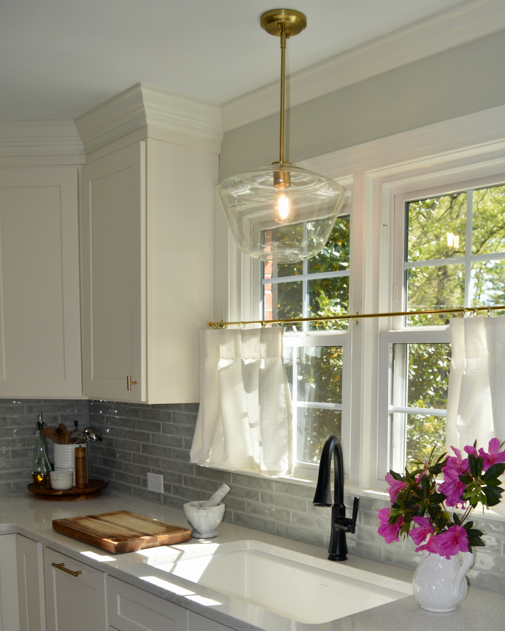 Completed kitchen, timeless, traditional and clean